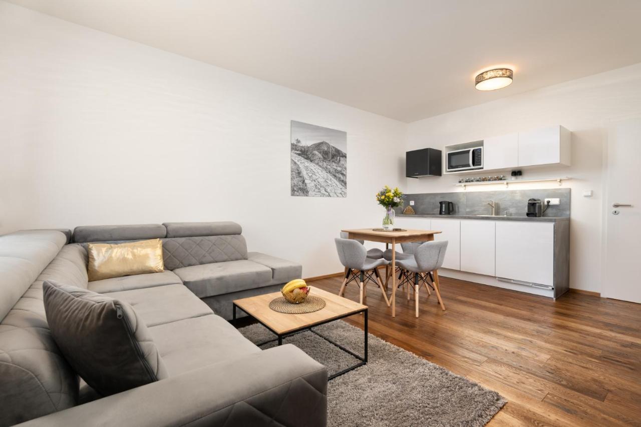 Apartmany Horska, 弗尔赫拉比 外观 照片